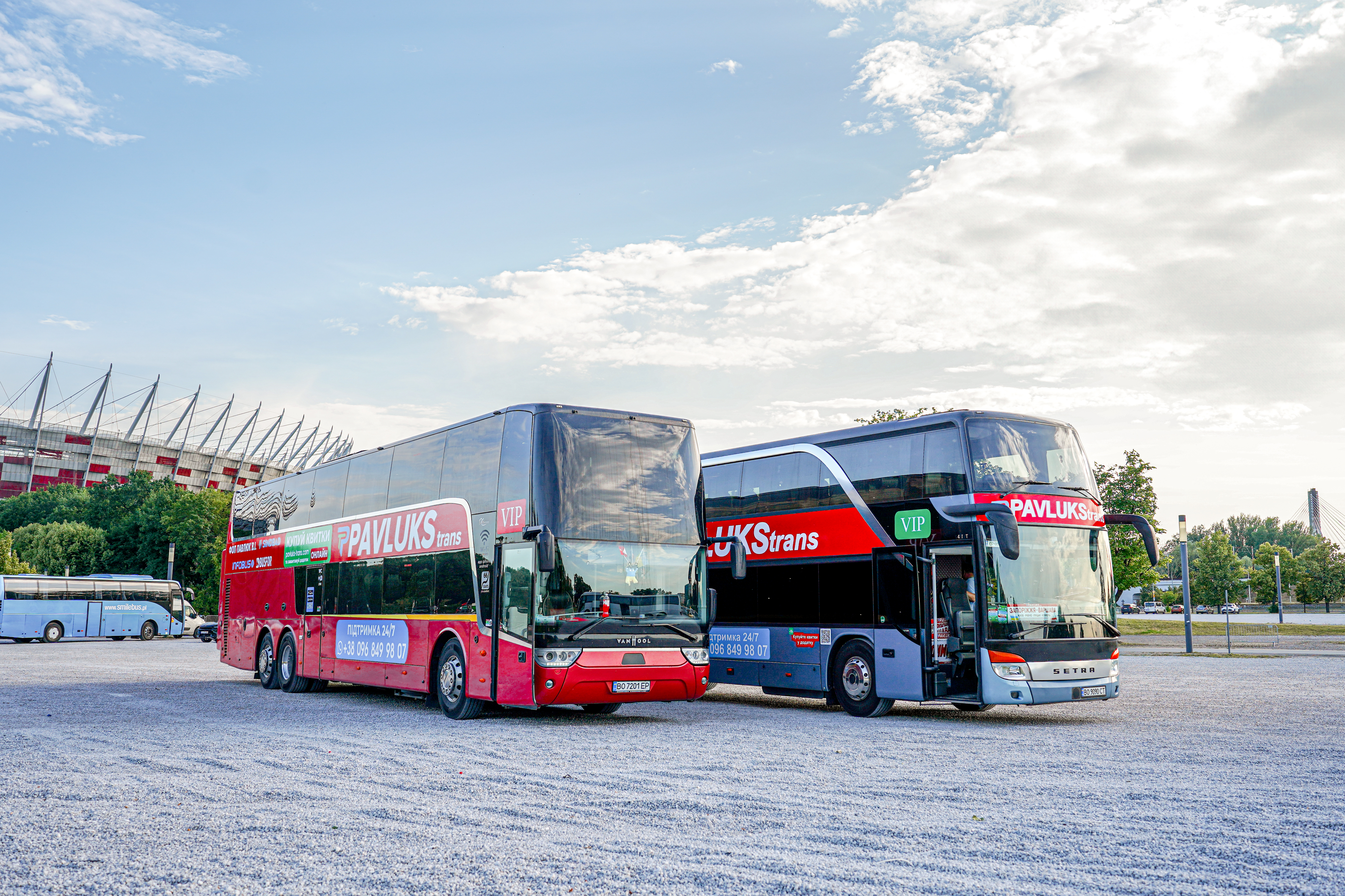 Podróż autobusem bez stresu: najlepsze miejsca, porady i wskazówki dla podróżnych.